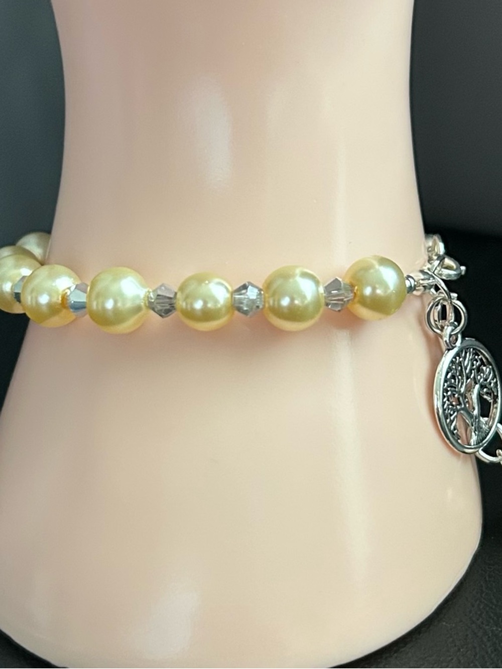 Pearl Drop Earrings and Bracelet Set - Cream Pearls. Hand crafted. Brand new